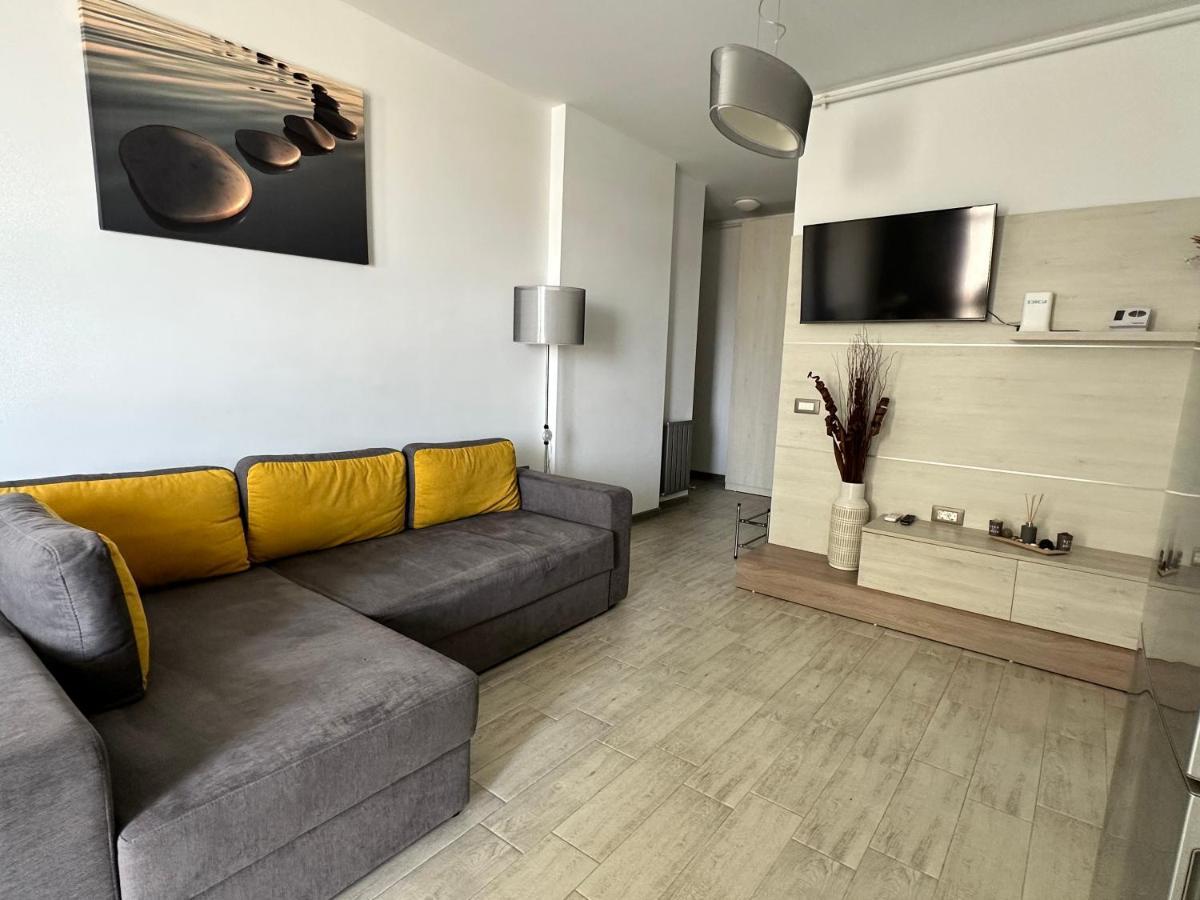 Alfie Mamaia Nord Apartment นาโวดาริ ภายนอก รูปภาพ