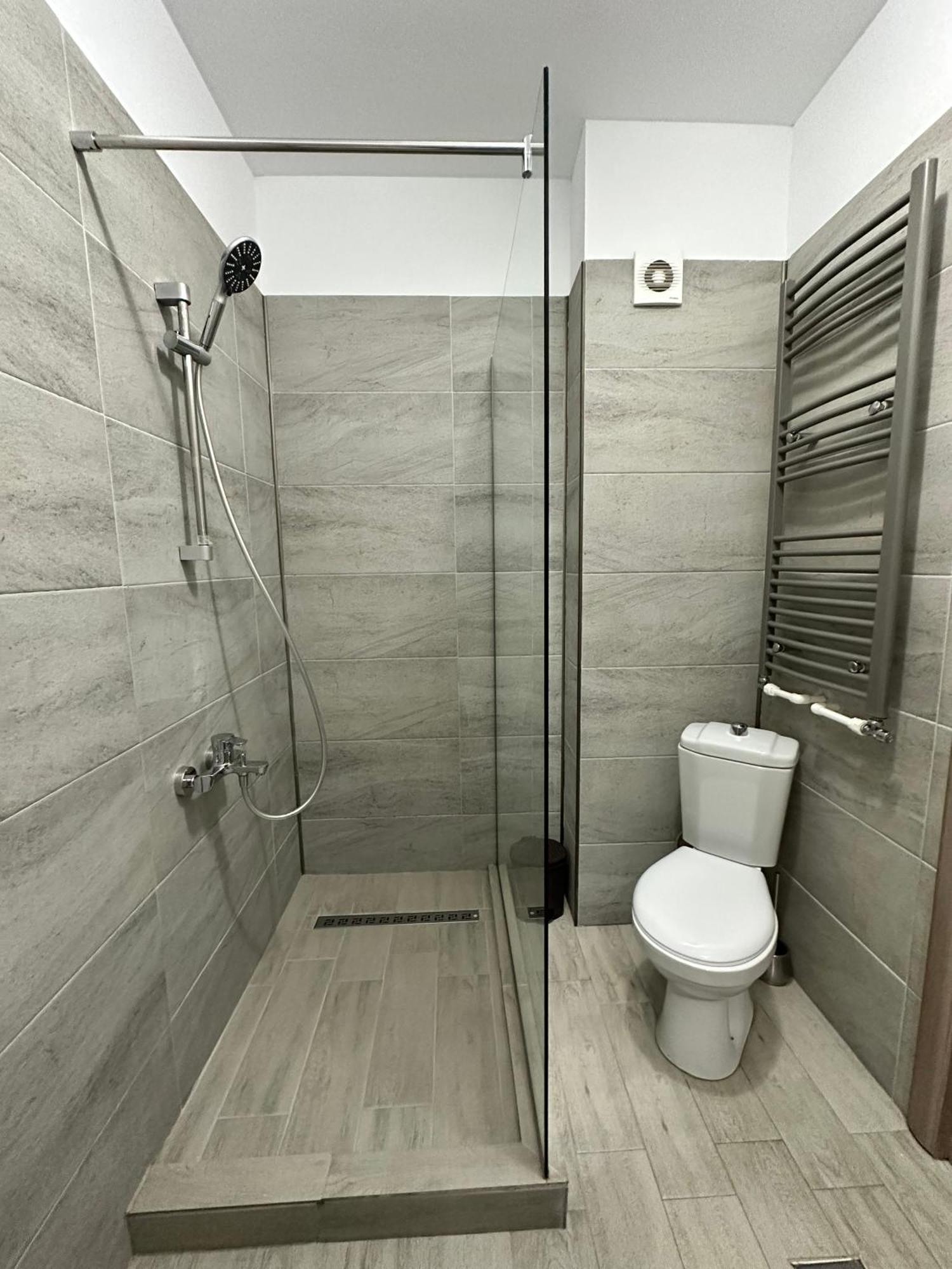 Alfie Mamaia Nord Apartment นาโวดาริ ภายนอก รูปภาพ
