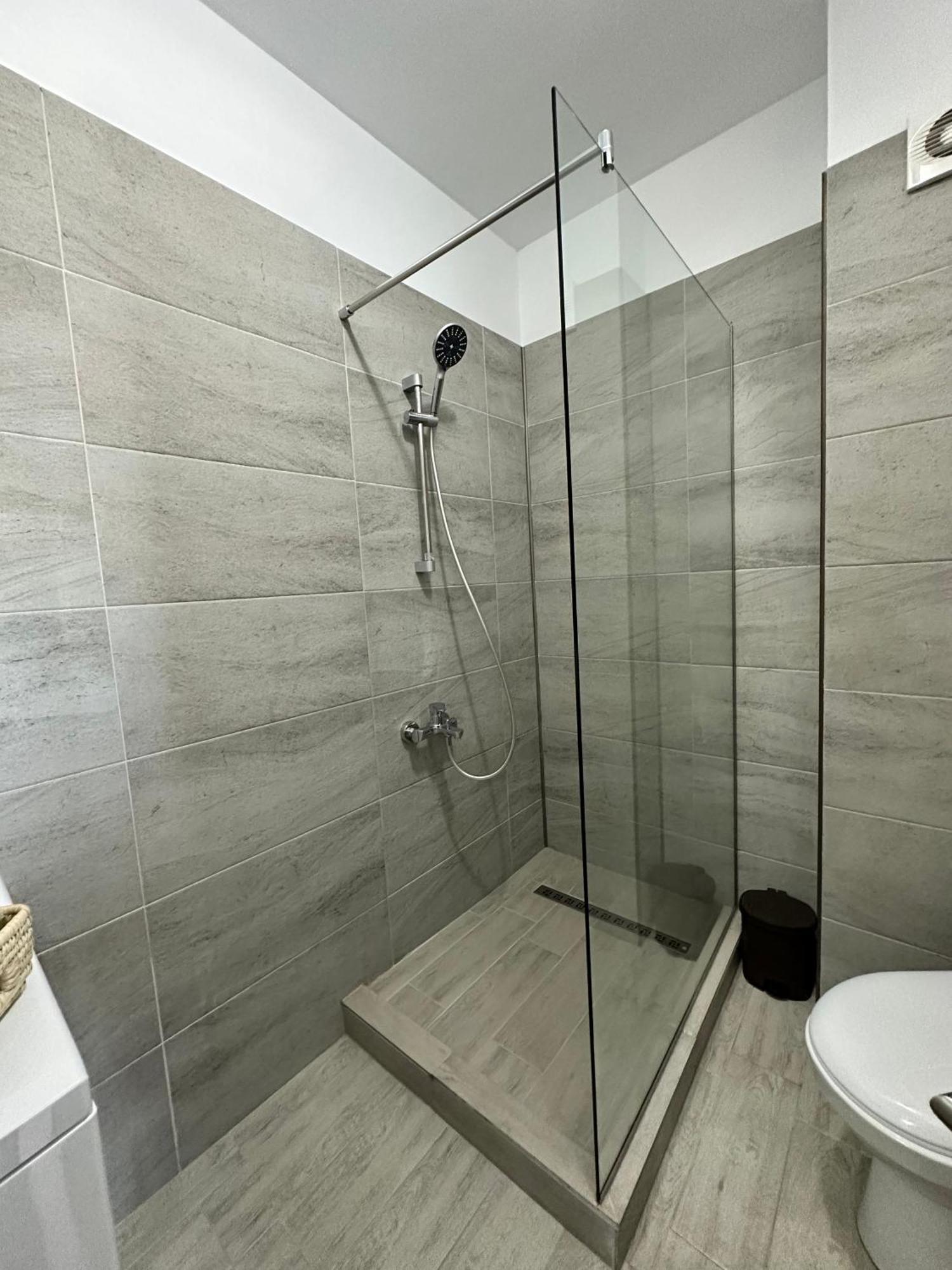 Alfie Mamaia Nord Apartment นาโวดาริ ภายนอก รูปภาพ